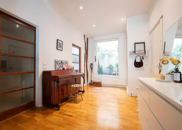 Appartement Spacious In Parijs