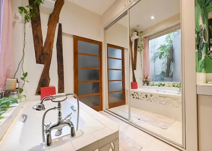 Spacious In Appartement Parijs