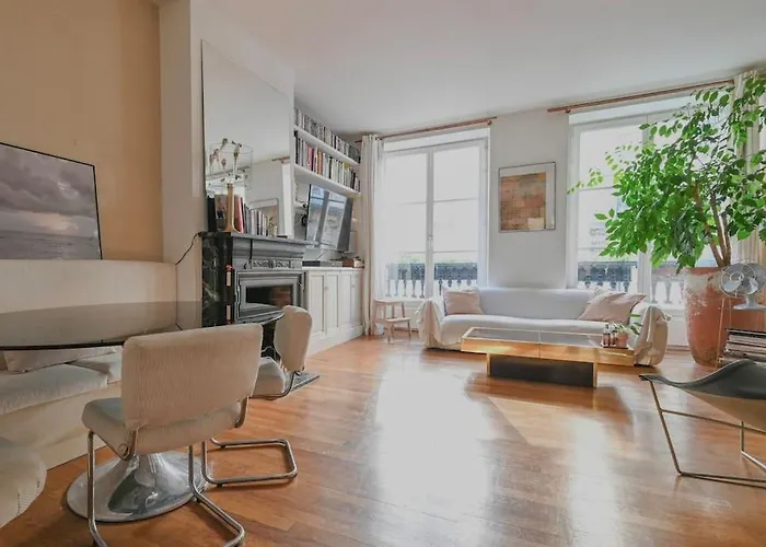 Spacious In Appartement Parijs